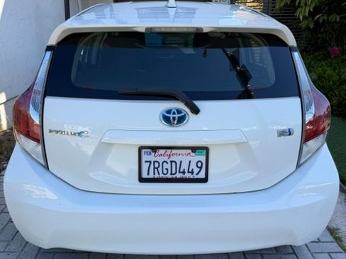 Used 2015 Toyota Prius C Three FWD image 8