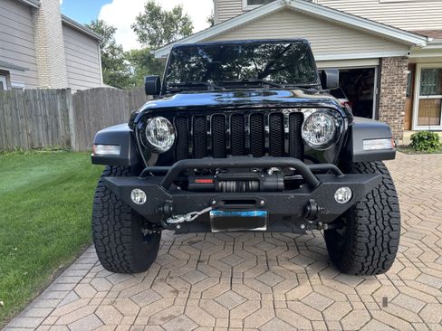 Used 2021 Jeep Wrangler Unlimited Sport image 12