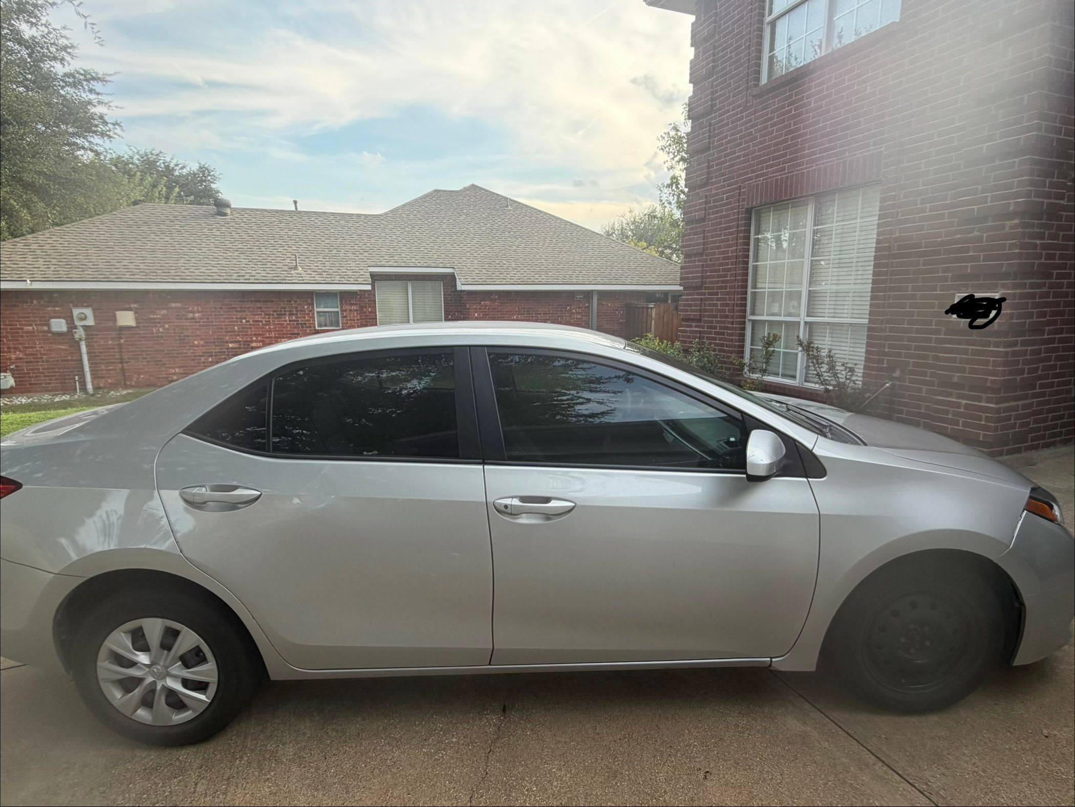 Used 2016 Toyota Corolla L FWD image 1