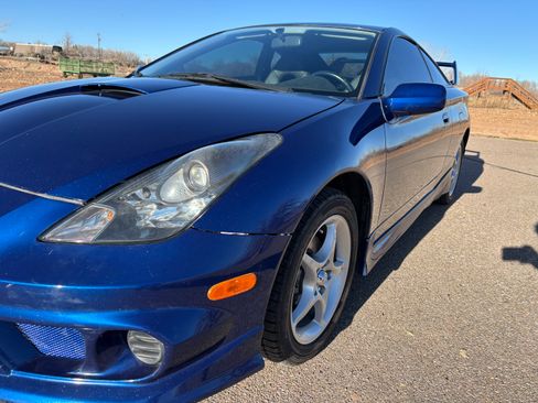 Used 2003 Toyota Celica GT-S FWD image 2