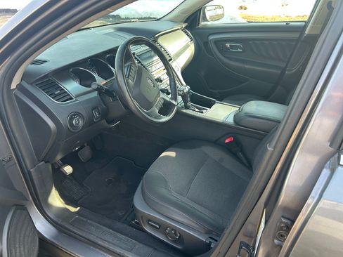 Used 2011 Ford Taurus SEL image 12