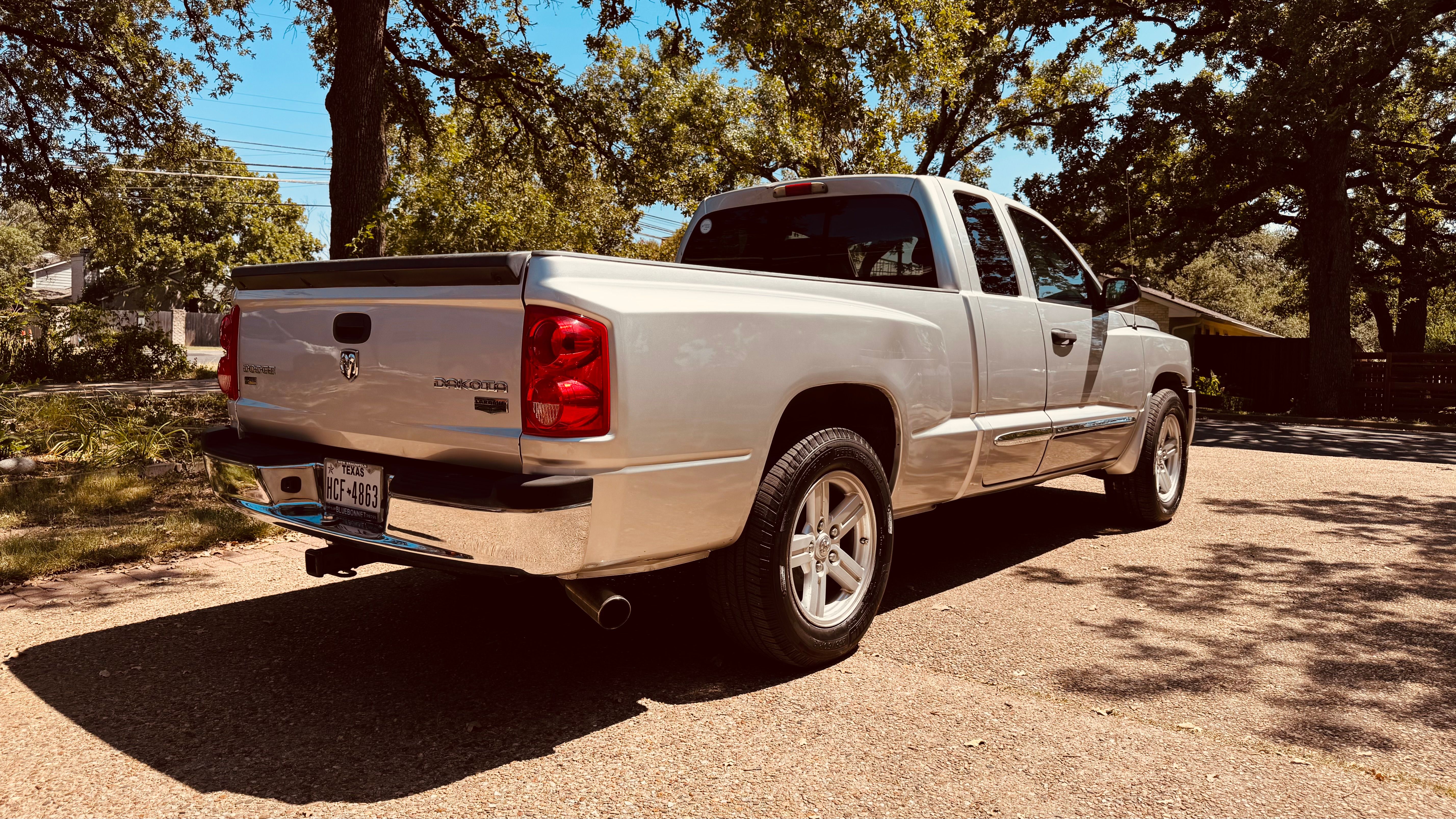 Used 2009 Dodge Dakota Laramie RWD image 5