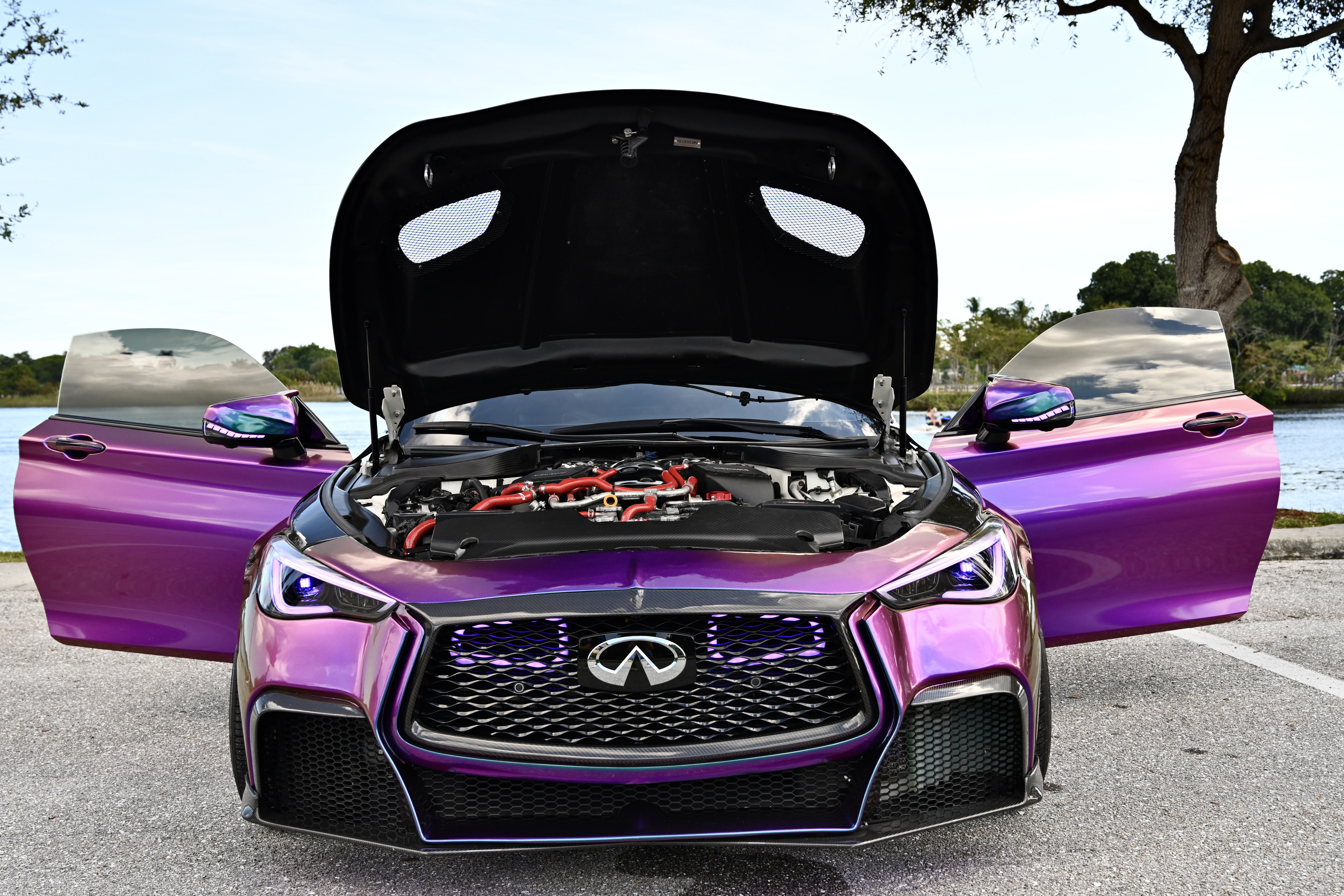 Used 2017 INFINITI Q60 3.0t w/ Premium Plus Package 3.0T RWD image 8
