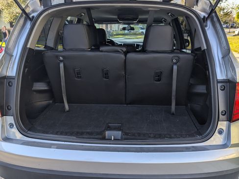 Used 2016 Honda Pilot LX image 13