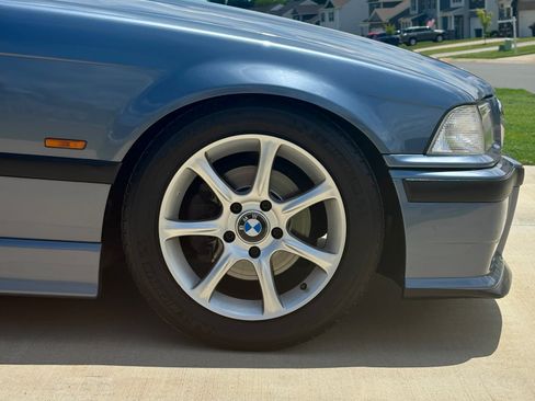 Used 1999 BMW 328i Convertible RWD image 26