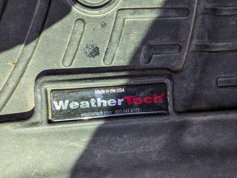 Used 2003 Chevrolet Silverado 3500 LT image 10