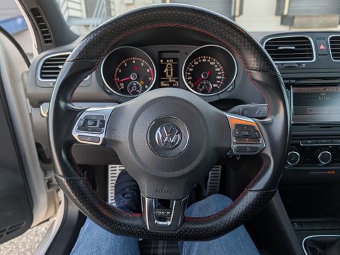 Used 2012 Volkswagen GTI 2.0T 2-Door image 17