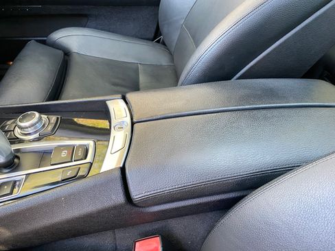 Used 2012 BMW 535i Gran Turismo image 9