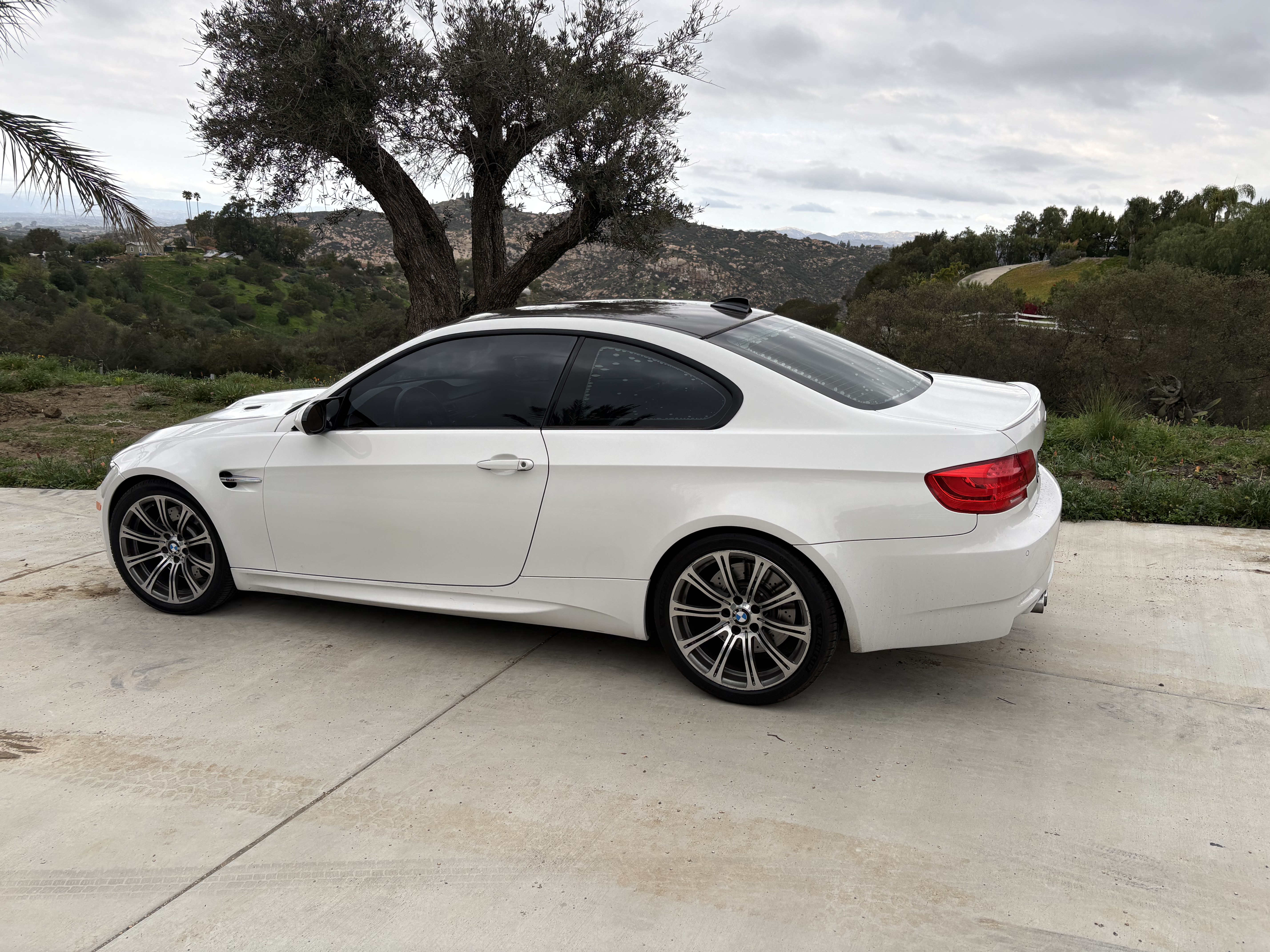 Used 2012 BMW M3 Coupe RWD image 2