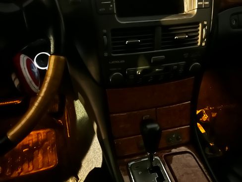 Used 2002 Lexus LS 430 image 5