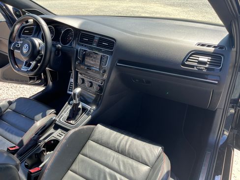 Used 2015 Volkswagen GTI SE FWD image 14