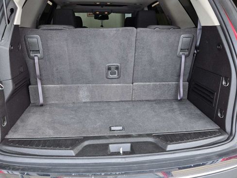 Used 2012 GMC Acadia SLE image 14