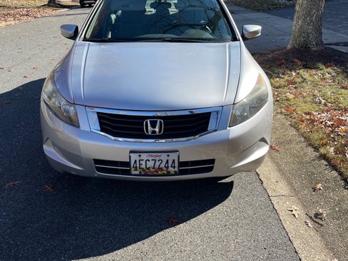 Used 2008 Honda Accord LX-P image 2