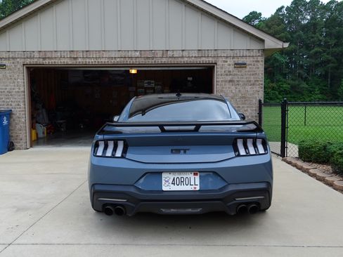 Used 2024 Ford Mustang GT Premium w/ GT Performance Package RWD image 6