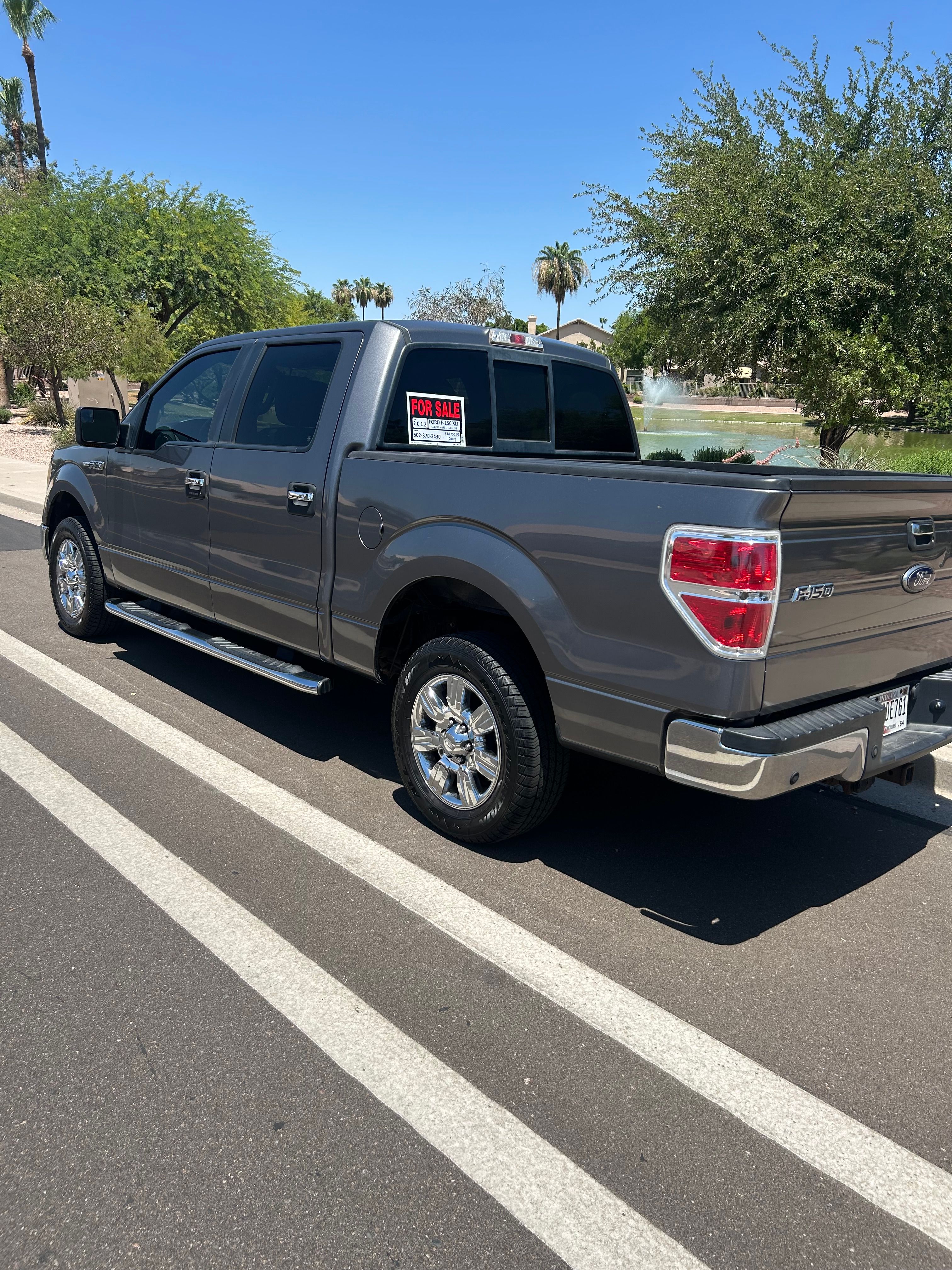 Used 2012 Ford F150 XLT w/ XLT Chrome Pkg RWD image 2