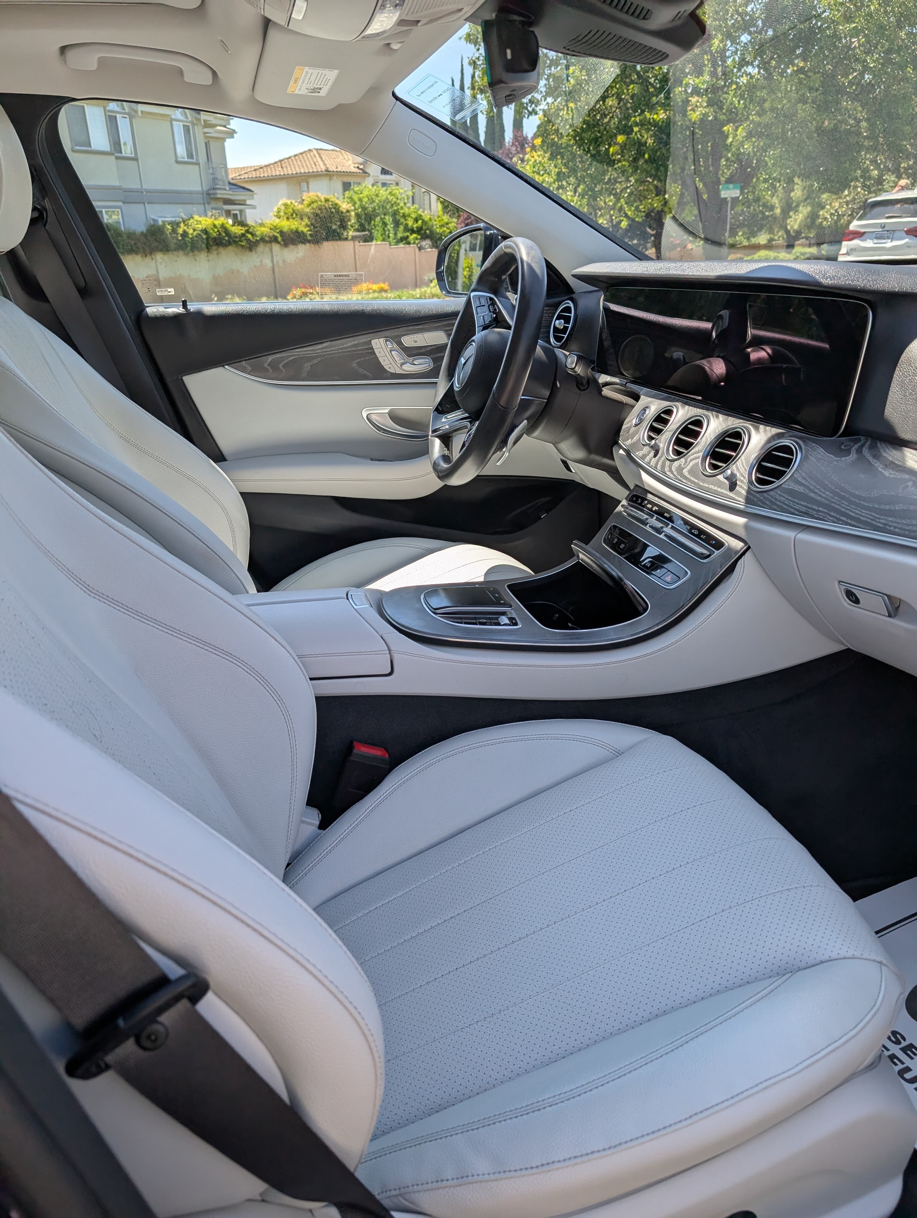 Used 2022 Mercedes-Benz E 350 Sedan image 13
