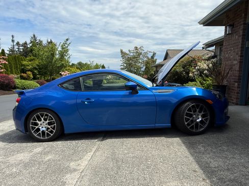 Used 2013 Subaru BRZ Limited RWD image 6