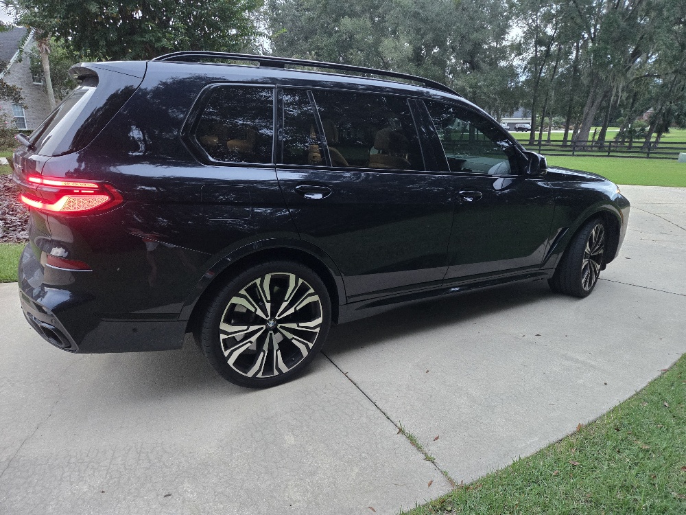 Used 2024 BMW X7 M60i w/ Executive Package AWD/4WD image 5