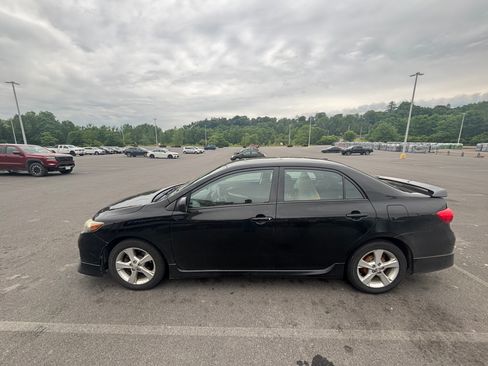 Used 2012 Toyota Corolla S FWD image 6