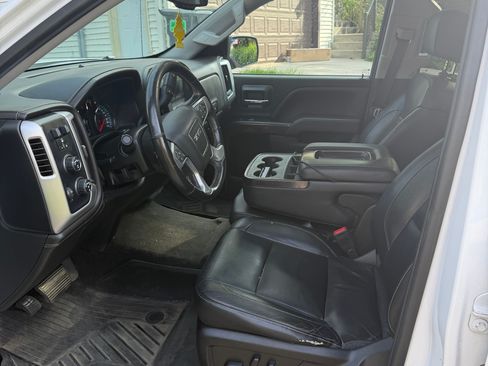Used 2018 GMC Sierra 1500 SLT w/ SLT Premium Package AWD/4WD image 2