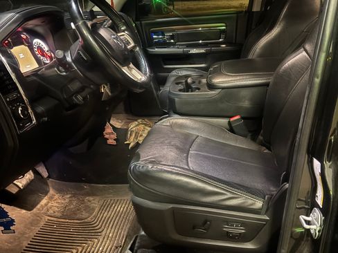 Used 2018 RAM 2500 Laramie w/ Cold Weather Group image 2