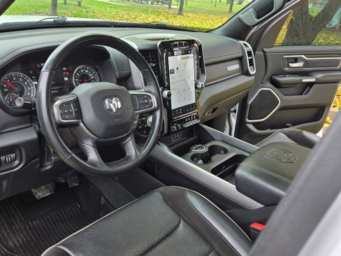 Used 2023 RAM 1500 Laramie image 15