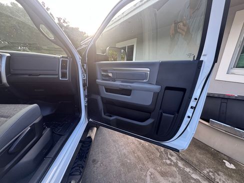 Used 2018 RAM 3500 SLT w/ Popular Equipment Group AWD/4WD image 12