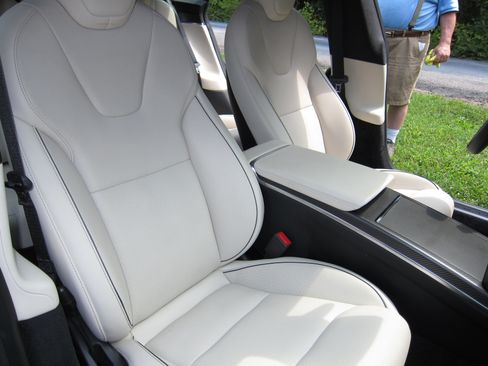 Used 2023 Tesla Model S Plaid AWD/4WD image 16