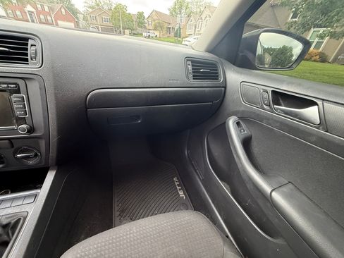 Used 2015 Volkswagen Jetta S FWD image 11