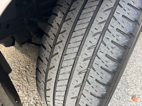 Used 2013 Chevrolet Tahoe LTZ image 2