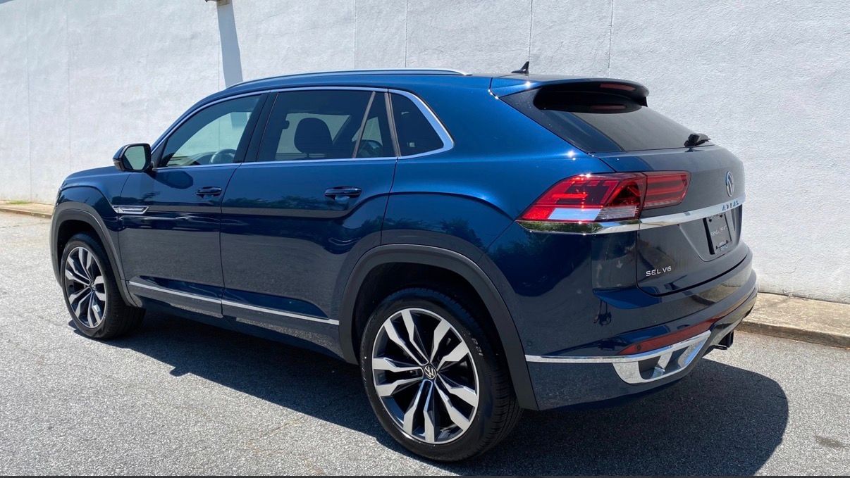 Used 2023 Volkswagen Atlas Cross Sport SE w/ Black Wheel Package AWD/4WD image 8