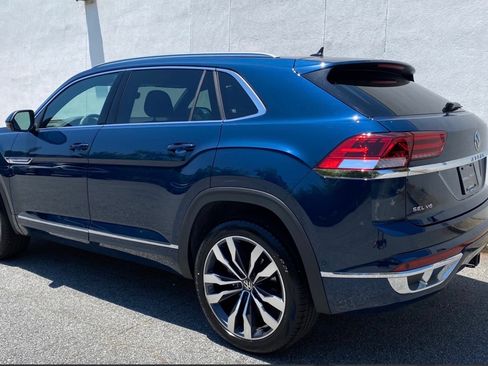 Used 2023 Volkswagen Atlas Cross Sport SE w/ Black Wheel Package AWD/4WD image 8