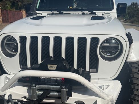 Used 2018 Jeep Wrangler Unlimited Rubicon image 25