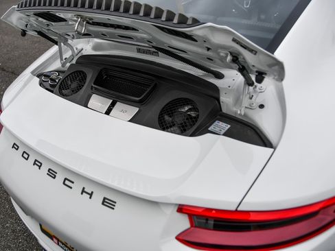 Used 2019 Porsche 911 Carrera T image 21