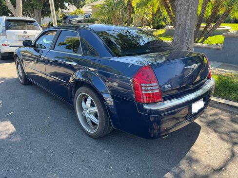 Used 2006 Chrysler 300 C RWD image 5