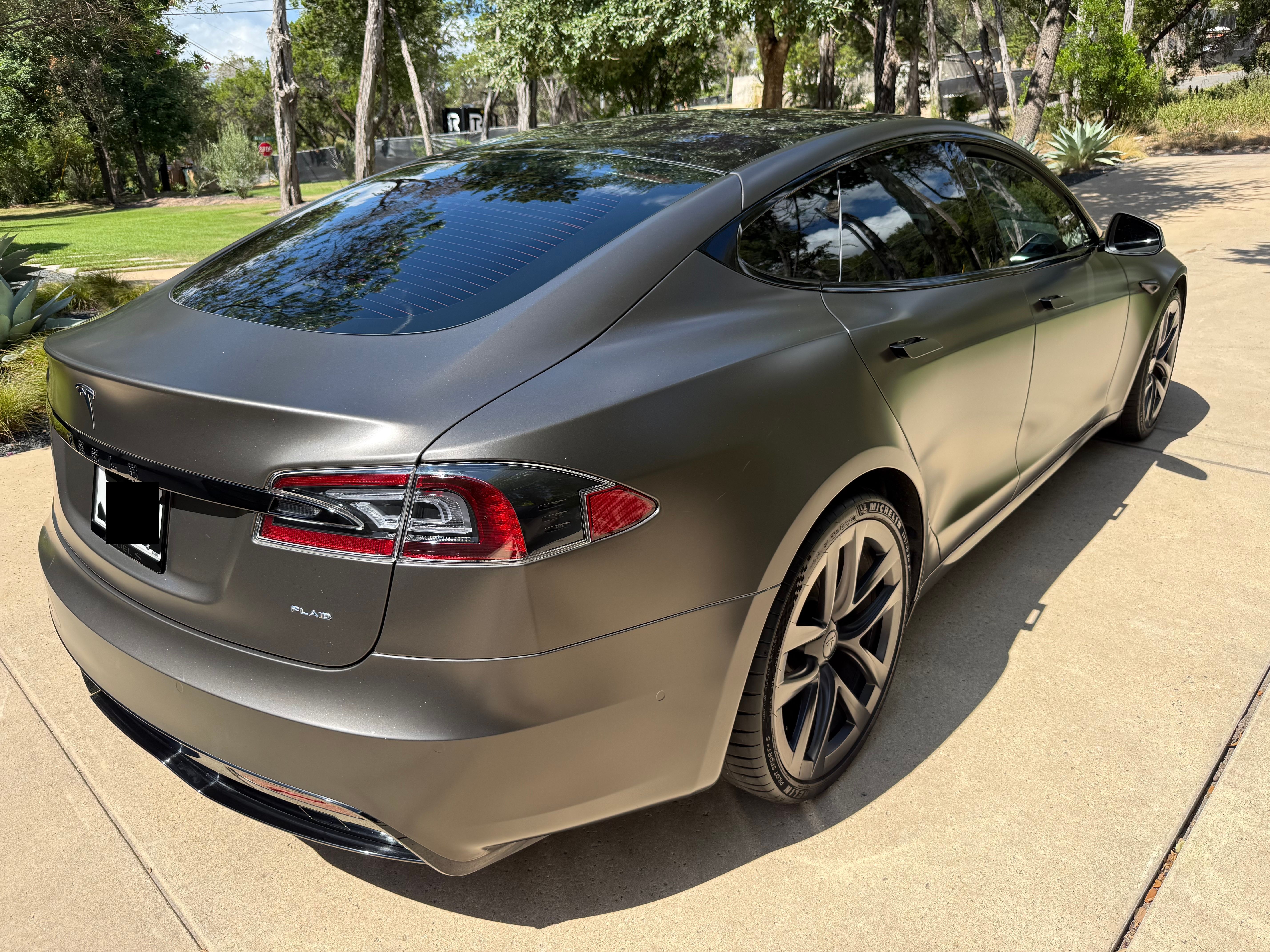 Used 2021 Tesla Model S Plaid AWD/4WD image 21