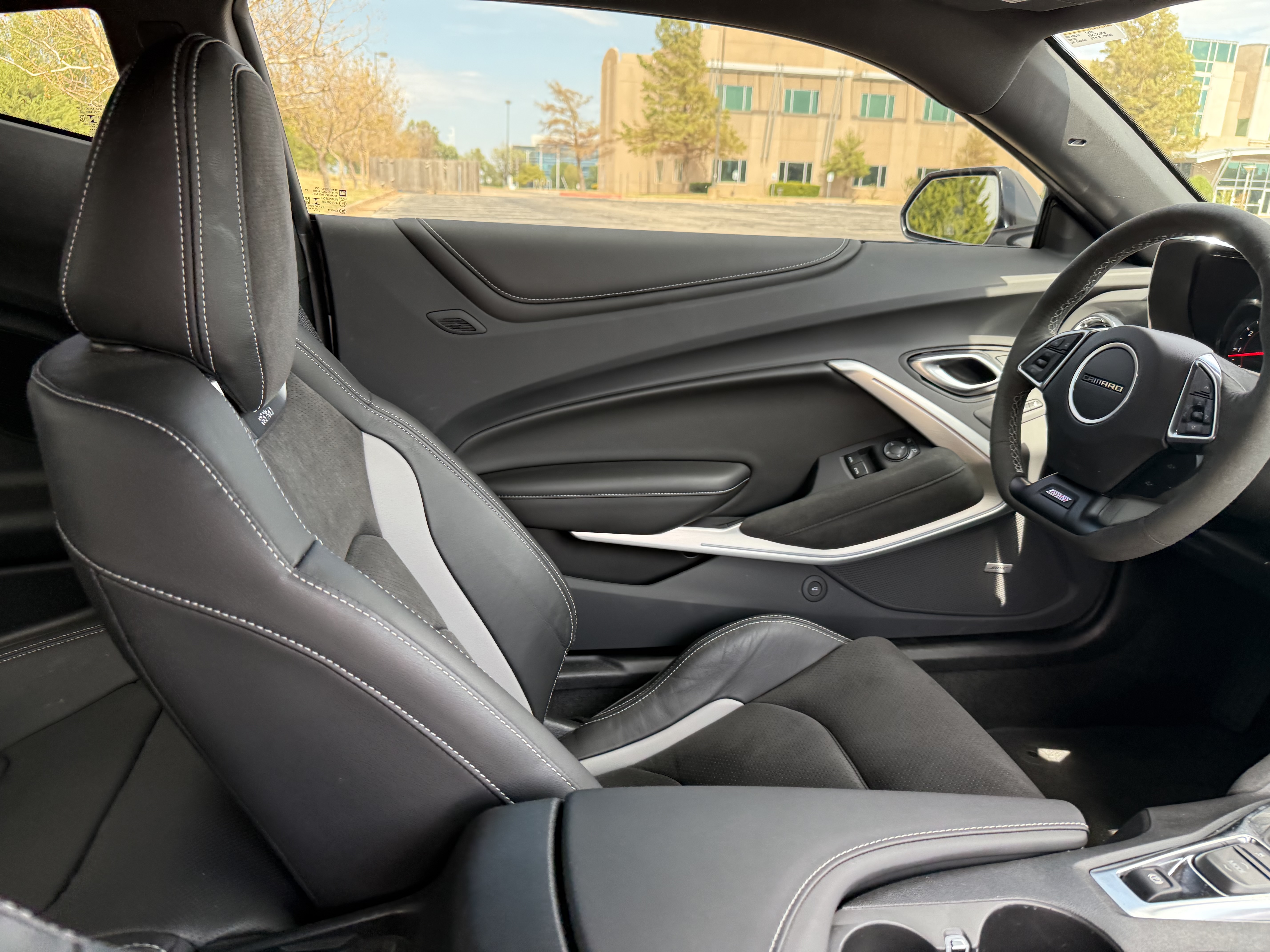 Used 2023 Chevrolet Camaro SS RWD image 23