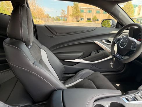 Used 2023 Chevrolet Camaro SS RWD image 23