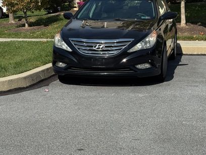 Used 2011 Hyundai Sonata SE w/ Navigation & Sunroof Pkg 4