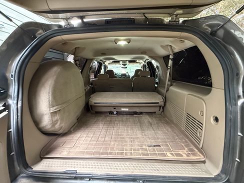 Used 2005 Ford Excursion Limited AWD/4WD image 4