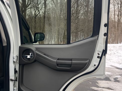 Used 2014 Nissan Xterra S w/ Value Package image 28