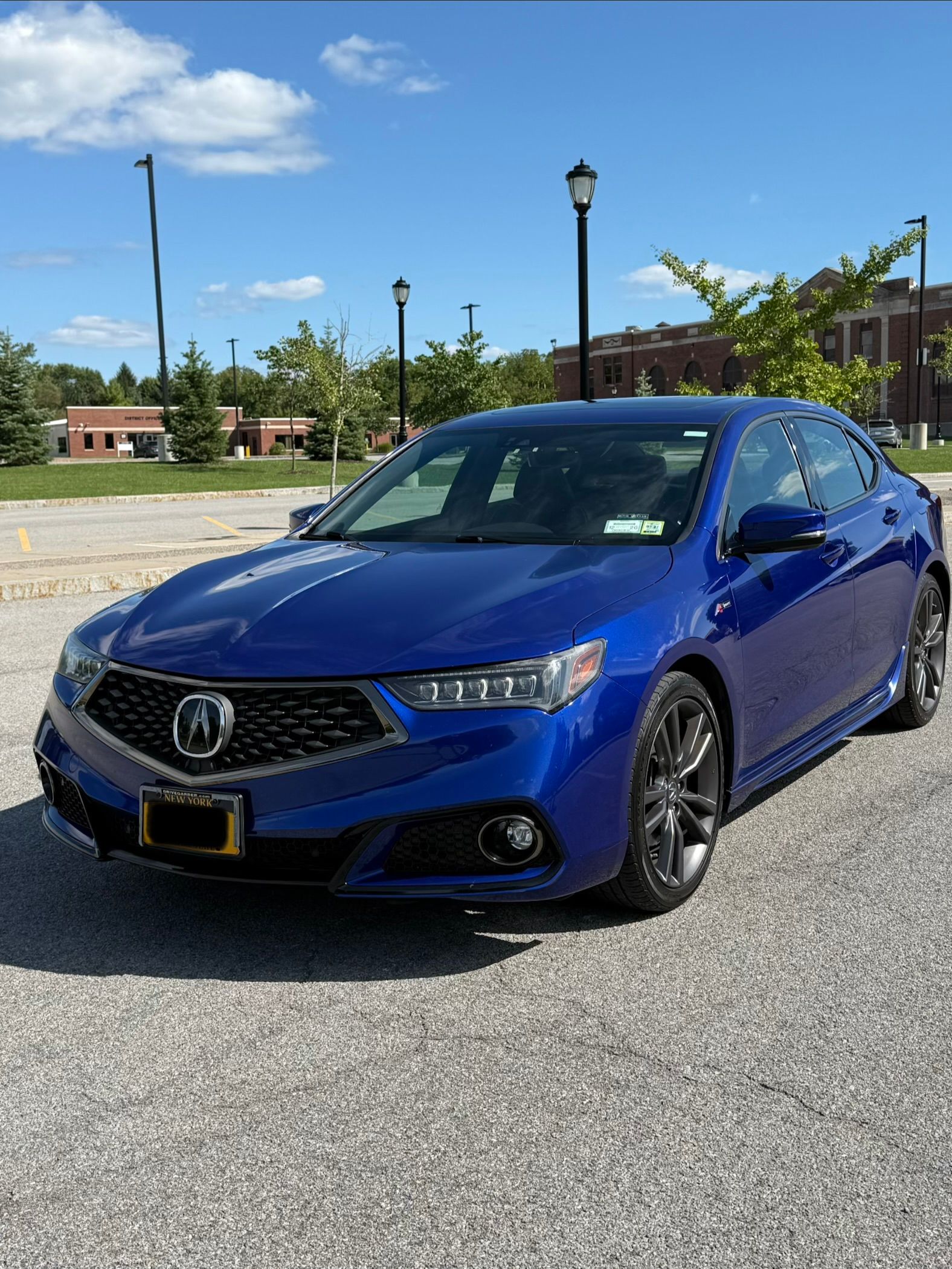 Used 2019 Acura TLX w/ Technology & A-SPEC Package FWD image 4