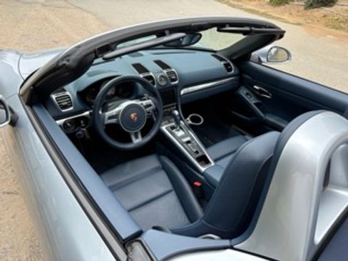 Used 2014 Porsche Boxster S RWD image 11