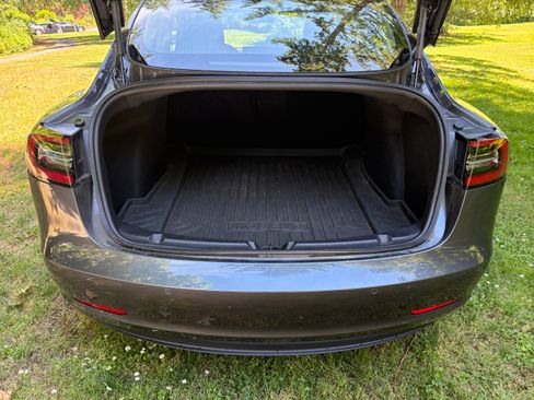 Used 2020 Tesla Model 3 RWD image 17