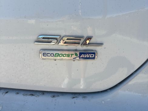 Used 2020 Ford Edge SEL w/ Cold Weather Package image 12