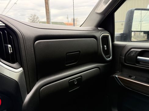 Used 2021 Chevrolet Silverado 2500 LT w/ All Star Edition image 2