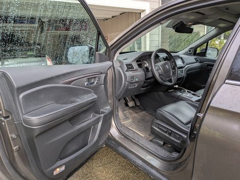 Used 2021 Honda Ridgeline RTL-E image 11