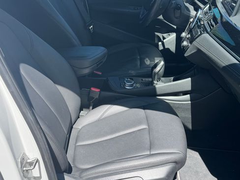 Used 2021 BMW X1 xDrive28i w/ Convenience Package AWD/4WD image 9