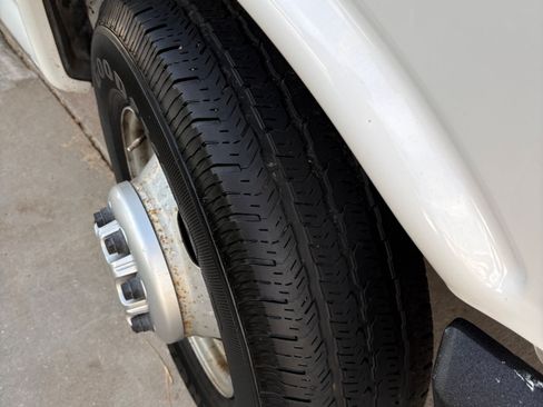 Used 2014 Chevrolet Express 3500 Extended image 6