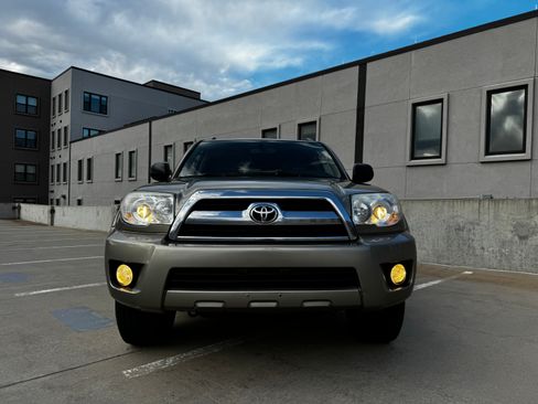 Used 2008 Toyota 4Runner Sport image 12